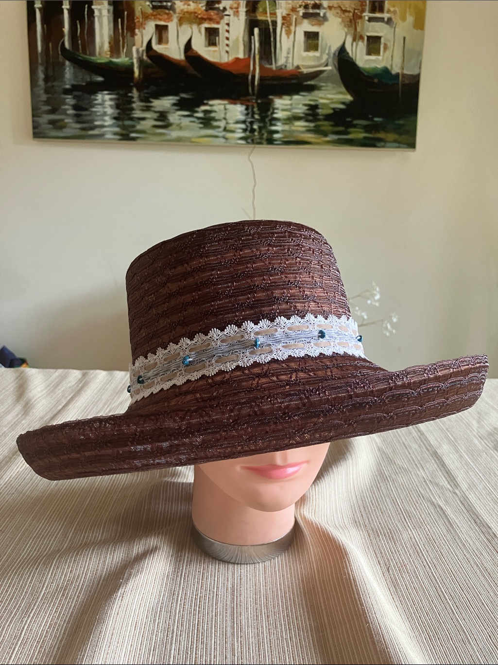 Brown Women's Wide-Brim Lace-Trim Hat